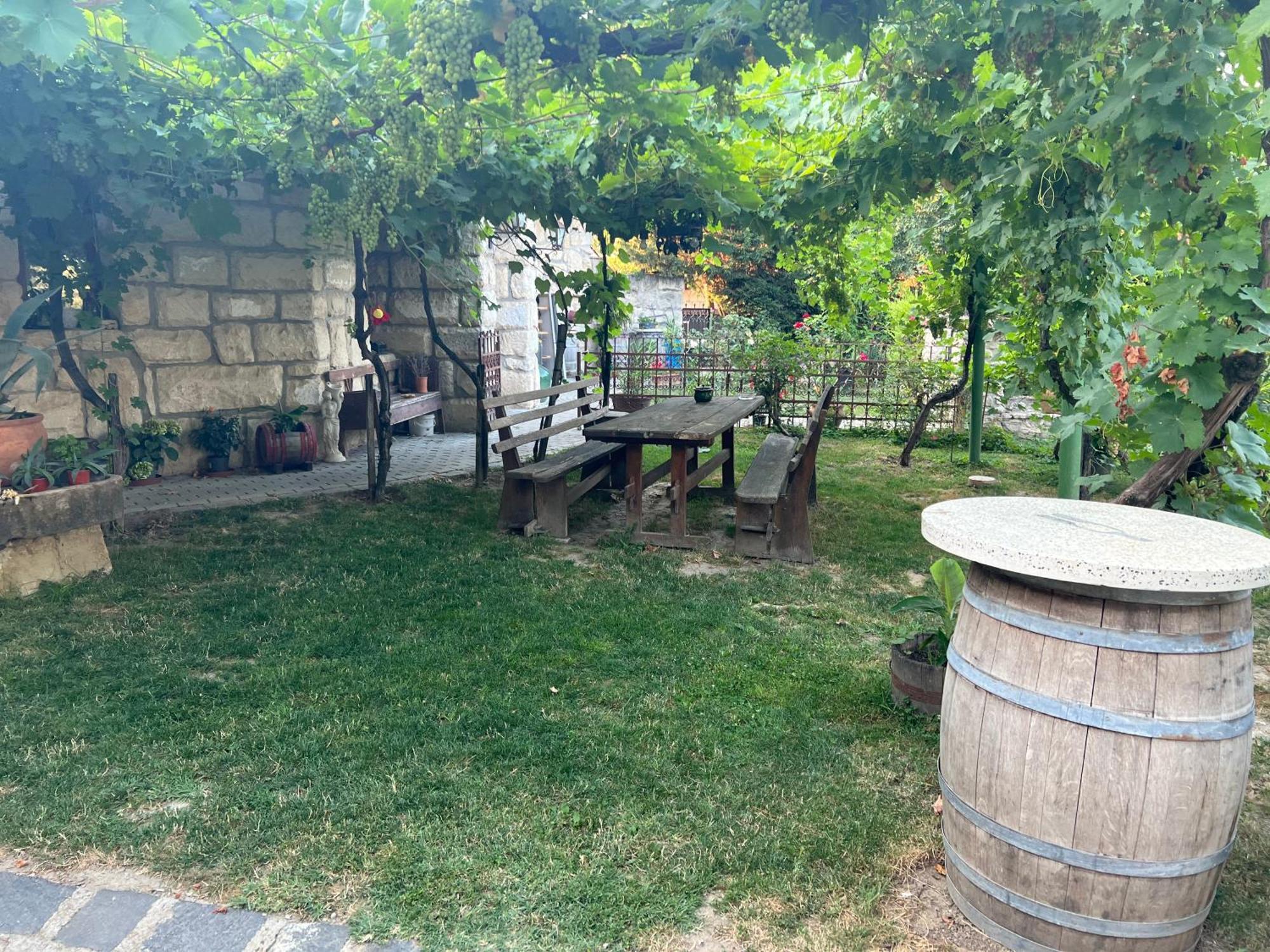 Buzal-Morocza Pinceszet Es Szallashely Etyek Exterior photo